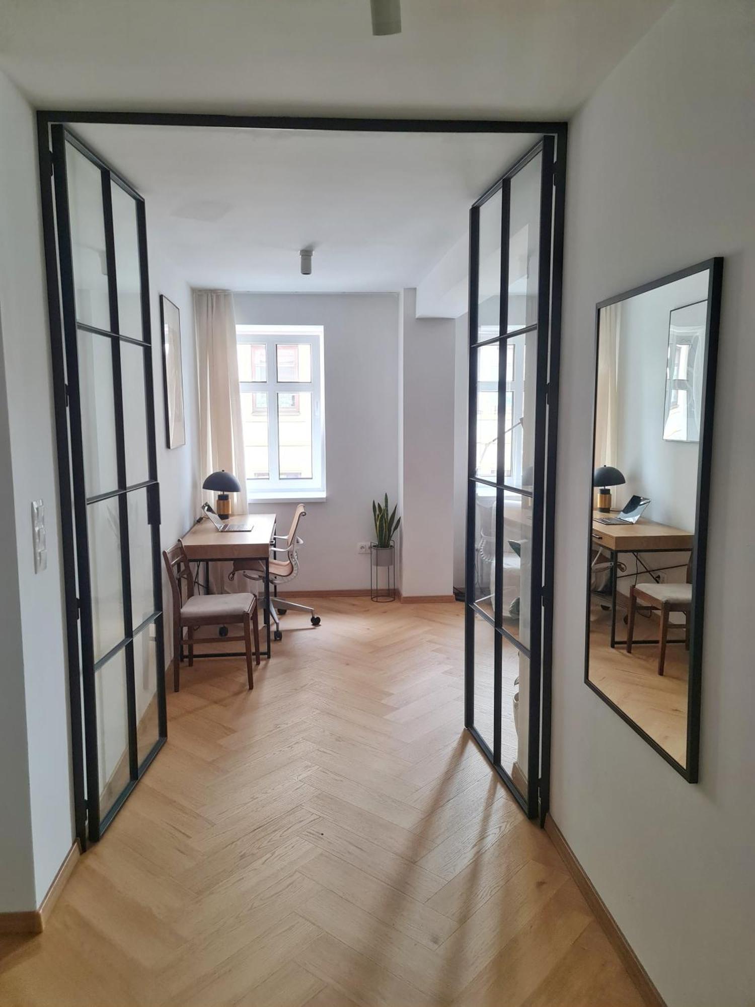 Beautiful New Apt In Old Town Near Train Station - Free Parking 布拉迪斯拉发 外观 照片
