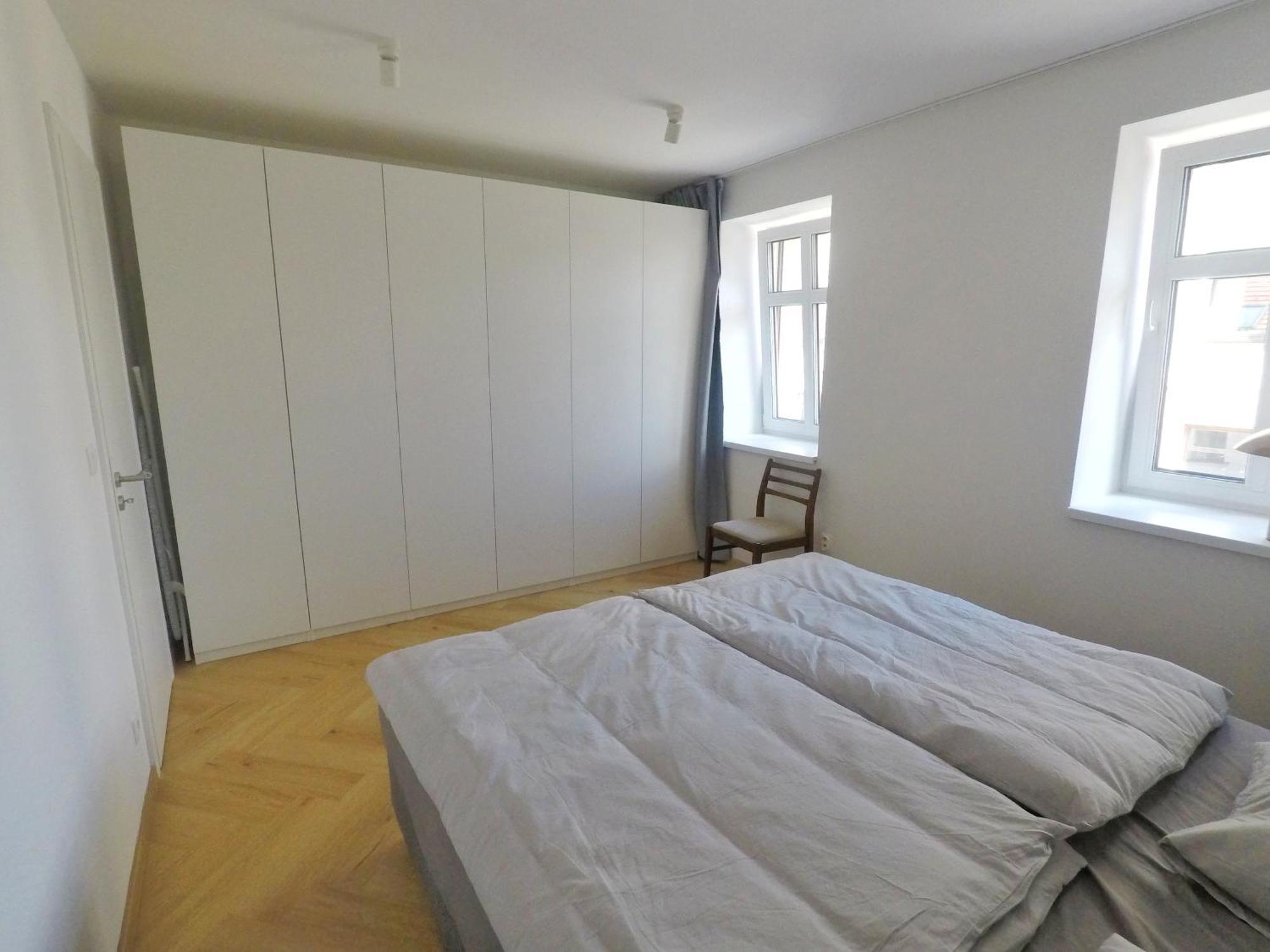 Beautiful New Apt In Old Town Near Train Station - Free Parking 布拉迪斯拉发 外观 照片
